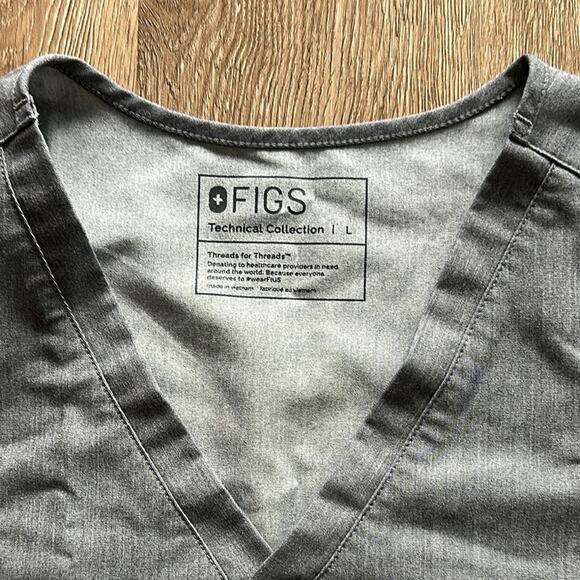 Figs Catarina One-Pocket Graphite Short Sleeve Scrub Top Large Hospital Nursing - Picture 2 of 4